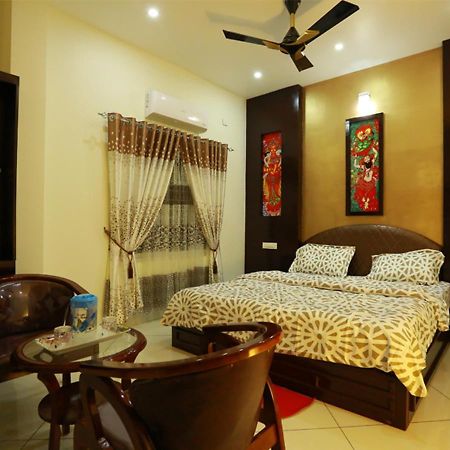 Seethas Regency Hotel Guruvayur Exterior photo